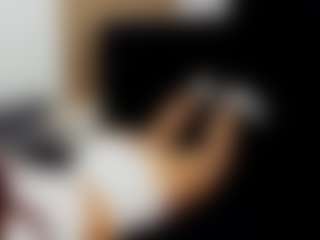 SarahJhonsonn's Live Sex Cam Show