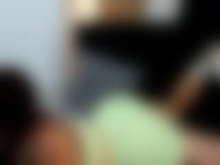 SarahJhonsonn's Live Sex Cam Show