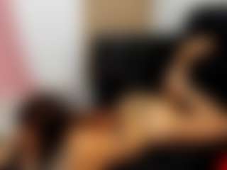 Live cam show with SarahJhonsonn - Full Nudity on friskycurves.com