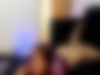 Live cam show with SarahJhonsonn - Schoolgirl on chickslive.net