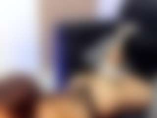 SarahJhonsonn's Live Sex Cam Show