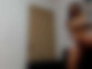 SarahJhonsonn's Live Sex Cam Show