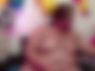 Live cam show with scarlettbooty - Mature on AdultVida.com
