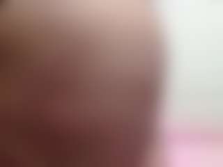 scarlettbooty MILF webcam performer live streaming