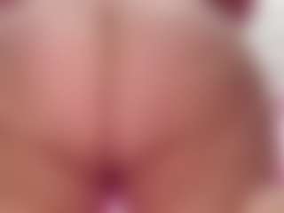 Live cam show with scarlettbooty - Middle Aged on Camsoda