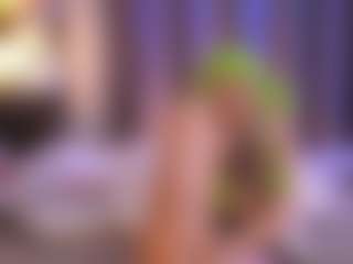 Live cam show with telladreamerr - Spinner on TottyGirls