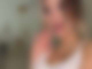 Live cam show with telladreamerr - Brown Eyes on Fling VIP Chat
