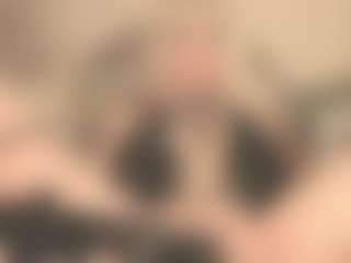 Live cam show with Zhally_Dee - Plug on Chatstar