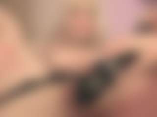 Live cam show with Zhally_Dee - Gamer Big Tits on Camsoda