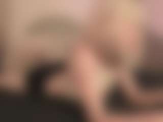 Live cam show with Zhally_Dee - Butt Plug on crypto-cams