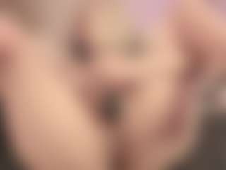 Live cam show with Zhally_Dee - Gray Eyes on AdultVida.com