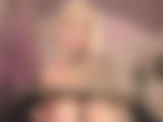 Live cam show with Hot little girl - Green Eyes on slutload