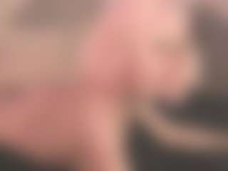 Live cam show with Hot little girl - Gamer Blonde Hair on live18s.com