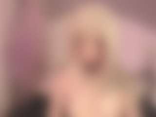 Live cam show with Hot little girl - Cosplay on Camsoda