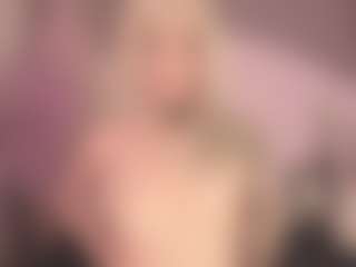 Live cam show with Hot little girl - Cosplay on Camsoda