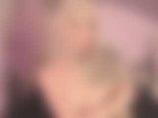Live cam show with Hot little girl - Sexydance on Camsoda
