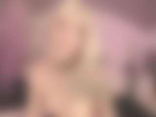 Live cam show with Hot little girl - Green Eyes on Camsoda