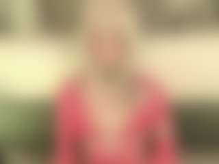 Live cam show with Hot little girl - Green Eyes on Camsoda
