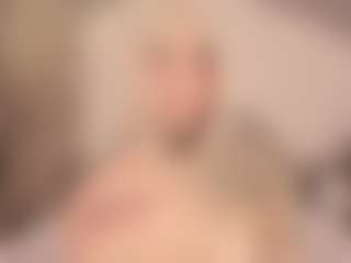 Live cam show with Hot little girl - Sexydance on Adult Interactions