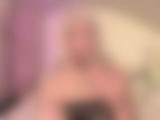 Live cam show with Hot little girl - Grey Eyes on Lustler