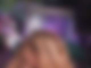 Live cam show with HelenCeccile - Tittyfuck on Chatstar