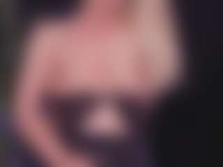 HelenCeccile's Live Sex Cam Show