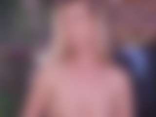 Live cam show with HelenCeccile - Green Eyes on Camsoda