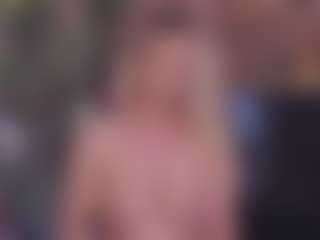 HelenCeccile's Live Sex Cam Show