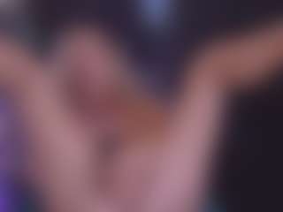 HelenCeccile's Live Sex Cam Show