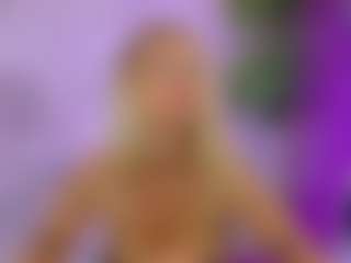 Live cam show with HelenCeccile - Blonde Hair MILF on live18s.com