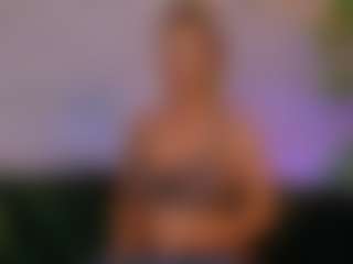 Live cam show with HelenCeccile - Butt Plug on Gym Cam Girls