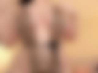 martiinaguzman's Live Sex Cam Show