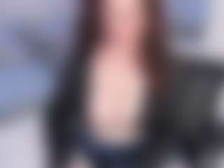 Live cam show with martiinaguzman - Smoking on Camsoda