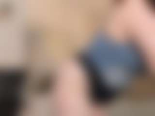 Live cam show with martiinaguzman - Sexy on dropp.cam
