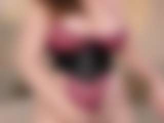 Live cam show with martiinaguzman - Smoking on camgirlchat.live