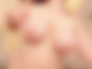 Live cam show with martiinaguzman - Drinking on Camsoda