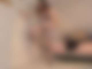 Live cam show with martiinaguzman - Smoking on Camiplay Live