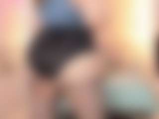 martiinaguzman's Live Sex Cam Show