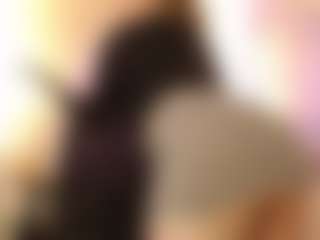 Live cam show with martiinaguzman - Blonde Hair on https://playwithruby.com