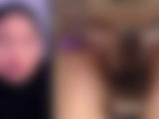 Live cam show with BBWHijab - Brown Hair on CamSodaAdn