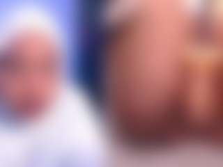 Live cam show with BBWHijab - Black Shaved Pussy on Milfs Live