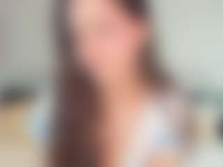 Show de câmera ao vivo com Monika - Average no Camsoda