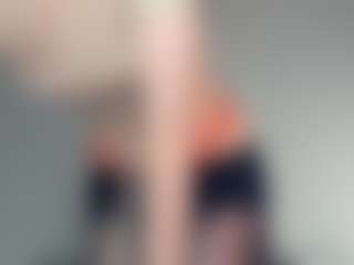 Live cam show with Monika - Dirty Talk on Hubzter Live