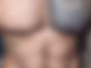 Live cam show with moodym8 - Black Hair on sexylive.show