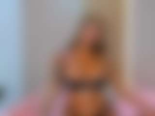 Live cam show with Stephany-Summer - Nipple Piercings on AdultVida.com