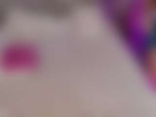 Live cam show with Carolina fox - Fuck on StripNow