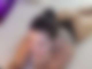 Live cam show with Carolina fox - Dirty Talk on Dare Cams