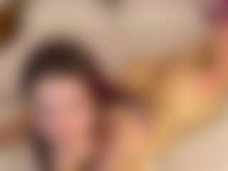 Live cam show with Carolina fox - BBW on Camsoda