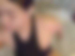 Live cam show with Carolina fox - Cute on sexylive.show