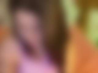 Live cam show with Carolina fox - Spank on slutload